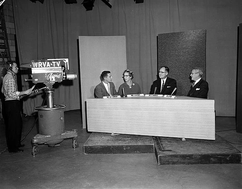tv-panel-maybe-social-workers